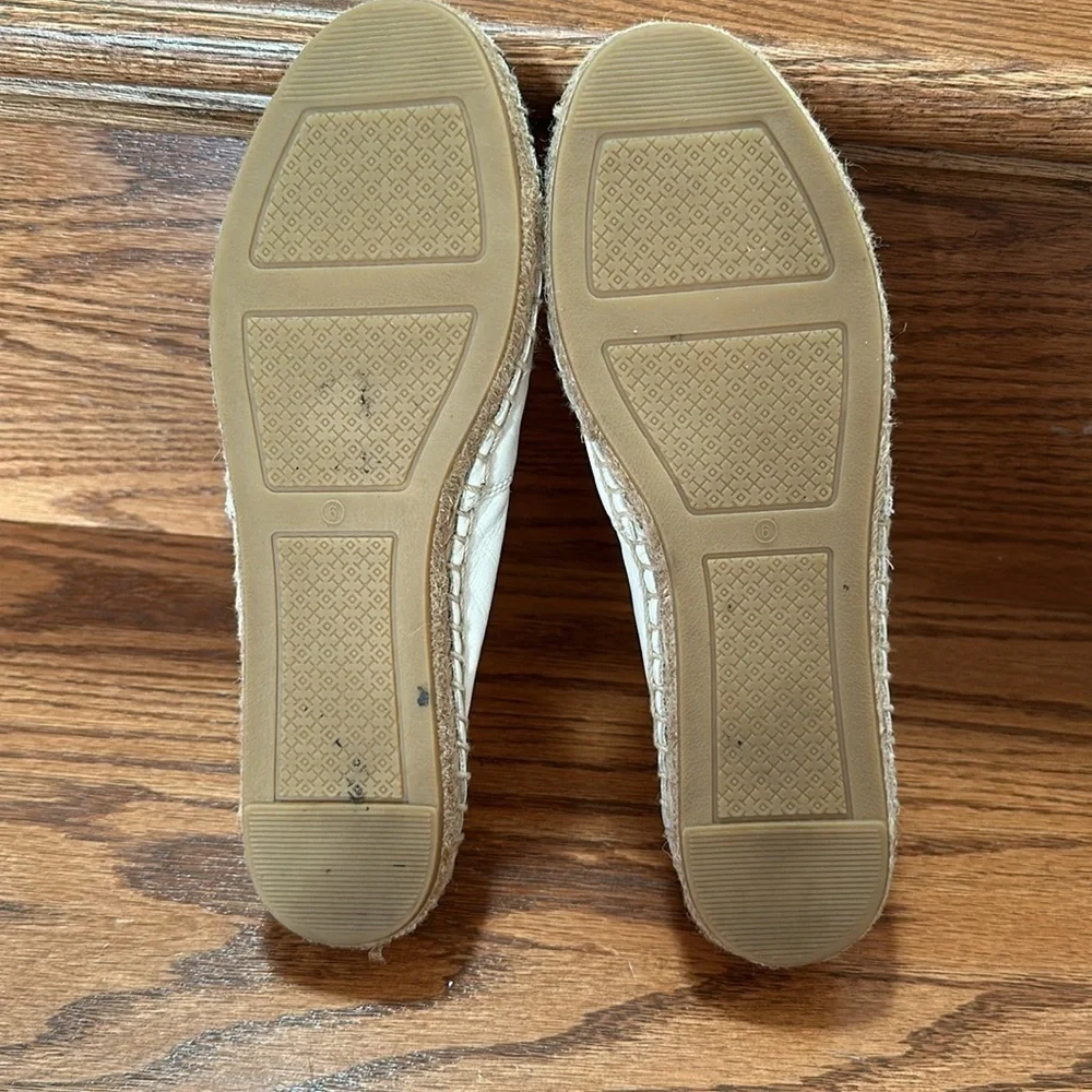 Tory Burch Colorblock Leather Espadrilles Flats in Ivory/Black size 6